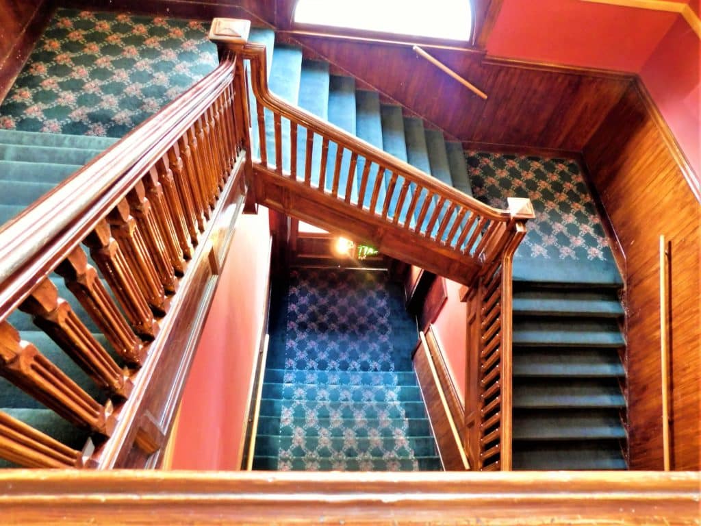 tapis escalier sur mesure